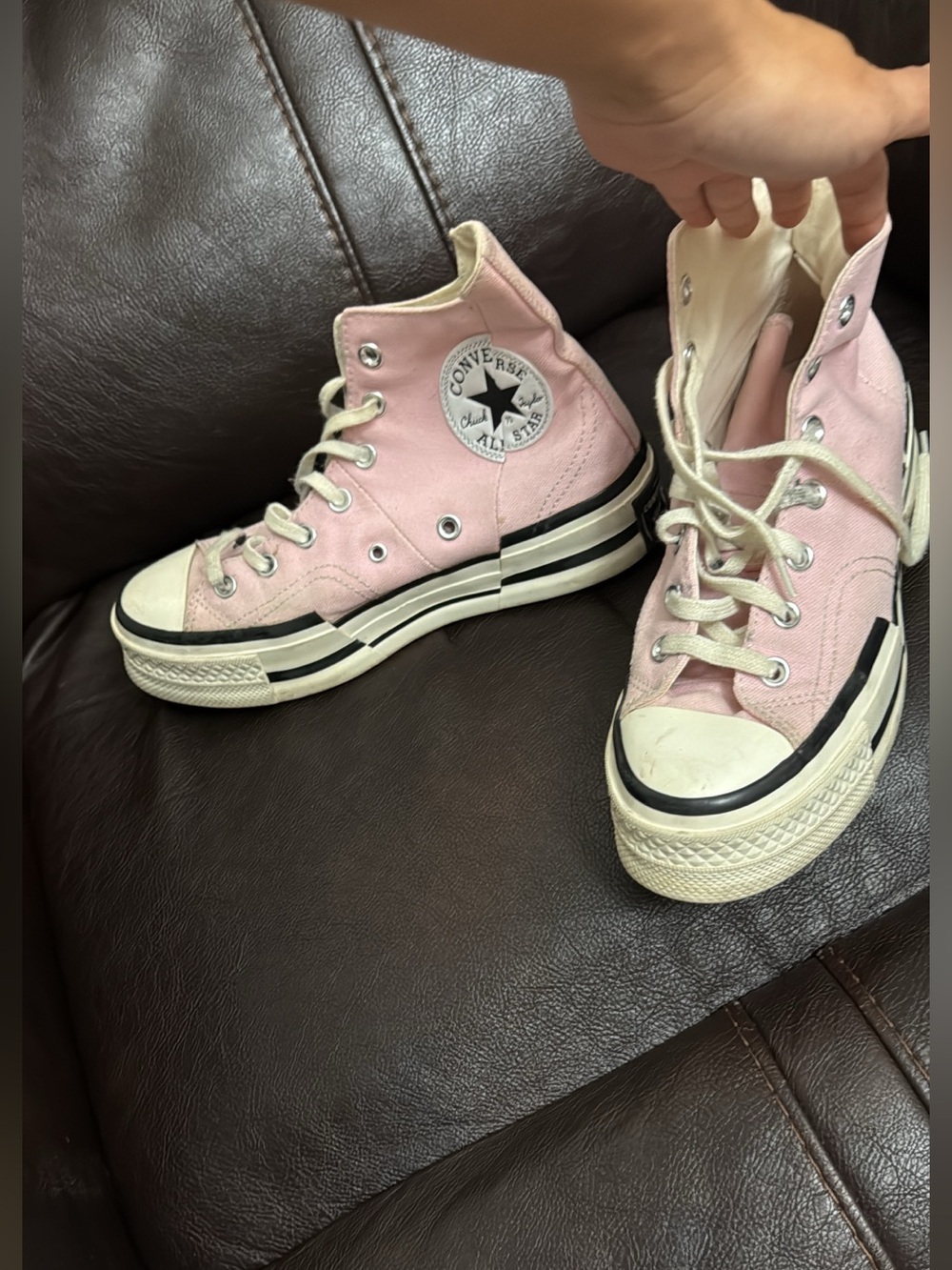 Pink platform converse
